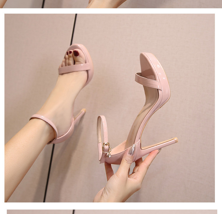 Women Shoes Waterproof - 2026년 신상 여성 패션 샌들, 가죽