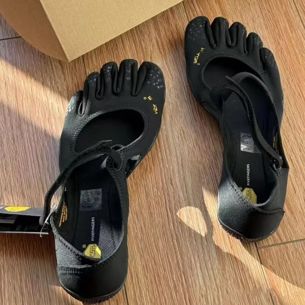 가볍고 통기성이 뛰어나며 빠르게 건조되는 5발가락 V- - Women'S Shoes Louis Vuitton 리뷰 및 가격
