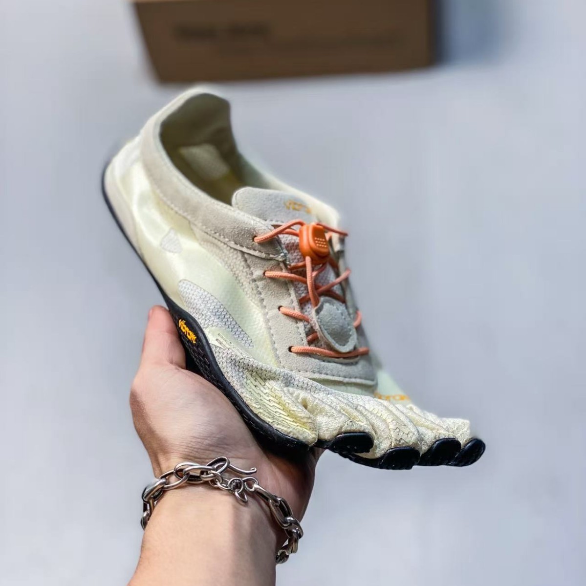 핫 인스 V-소울 요가 파이브 핑거스 여성용 스니커즈  - Women'S Shoes Louis Vuitton 리뷰 및 가격