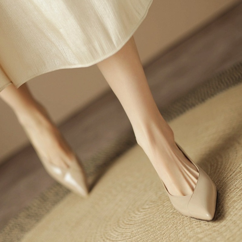 슬립온 에나멜 가죽 싱글 슈즈 가을 신상 뾰족코 얕은  - Patent Leather Pump 리뷰 및 가격
