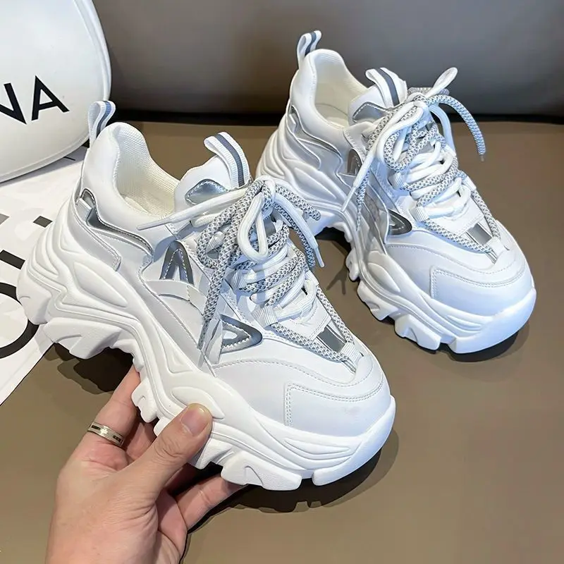 2025 봄 가을 학생 중심 두꺼운 밑창 키높이 스니커 - Women'S Shoes Trending 2025 리뷰 및 가격