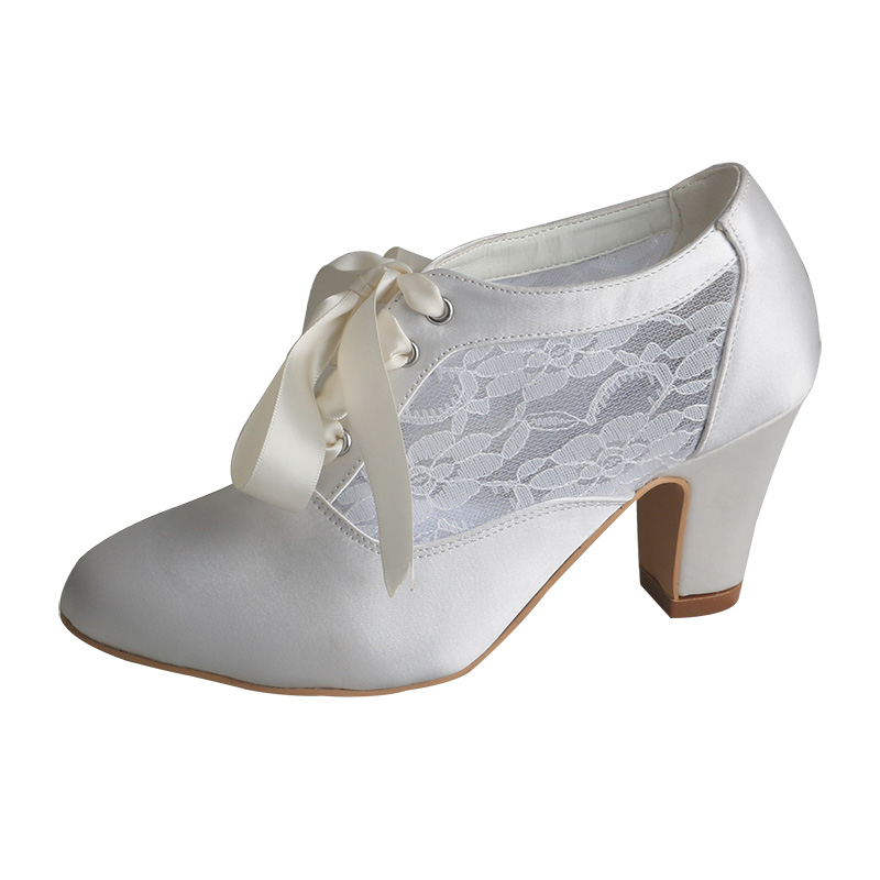 맞춤형 블록 힐 웨딩 슈즈 부츠 아이보리 새틴과 레이스 - Ribbon Tie Heel 리뷰 및 가격