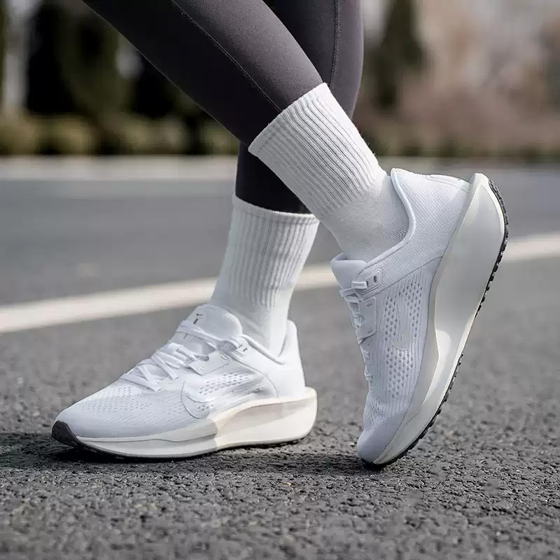 나이키 여성용 QEST 6 메쉬 슈즈 - 도로용 쿠션  - Women'S Shoes Nike Jordan 리뷰 및 가격