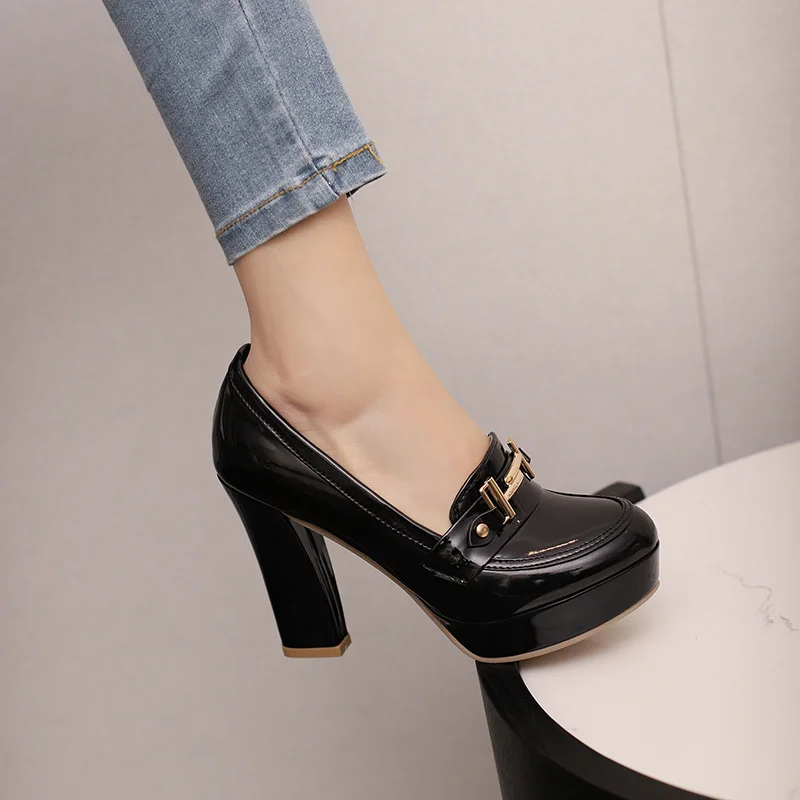 패션 메탈 체인 여성 로퍼, 실버 골드 레드, 페이턴트 - Patent Leather Pump 리뷰 및 가격